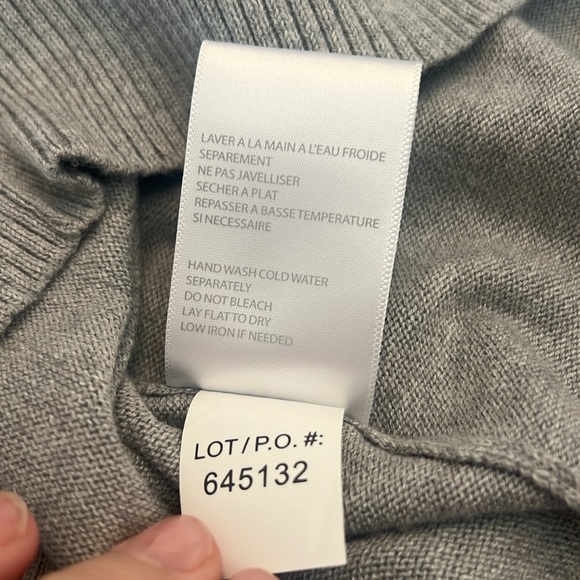 Tribal Women Large Gray Floral Embroidered Knit Ruffle 3/4 Sleeve Sweater - Picture 9 of 9